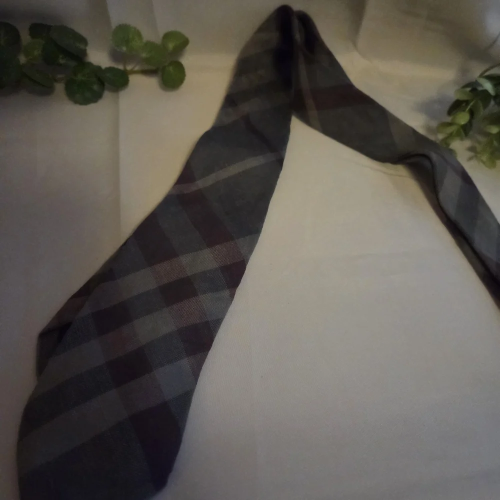 Burberry London Plaid Silk Linen Tie Made in England  Designer Necktie Prom - Picture 4 of 11